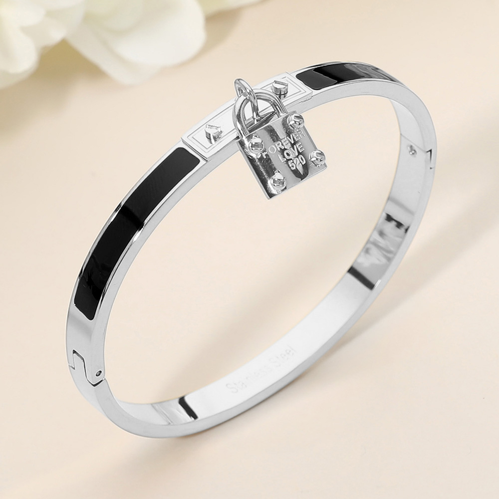 Bangle- Heart On Lock Bracelet